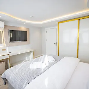  Apartment Istanbul Suite